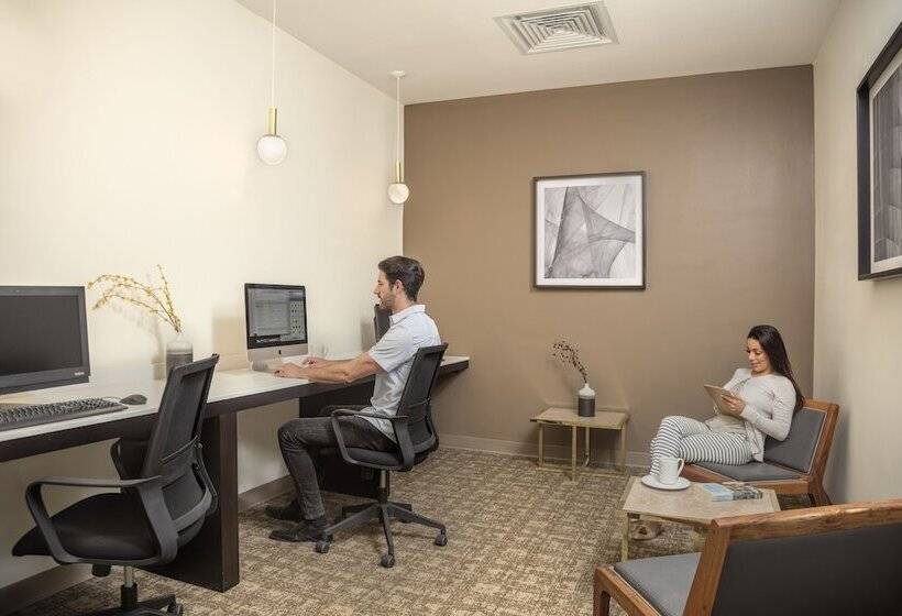 فندق Staybridge Suites   Saltillo, An Ihg