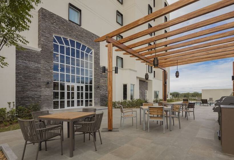 فندق Staybridge Suites   Saltillo, An Ihg