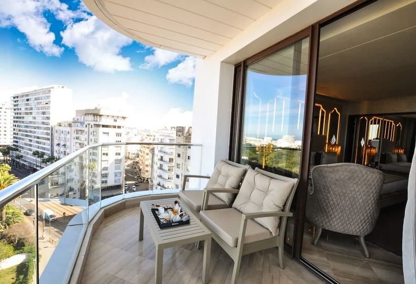 Suite Hotel Casa Diamond