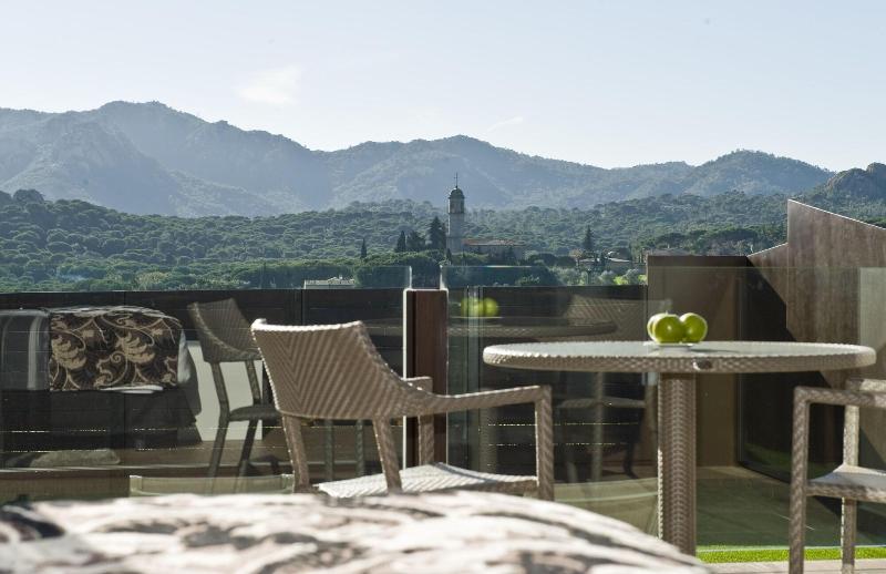 בית מלון כפרי Suites Natura Mas Tapiolas