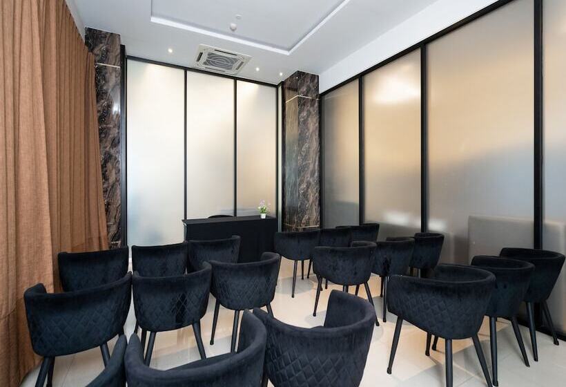 호텔 Patong Bay Residence