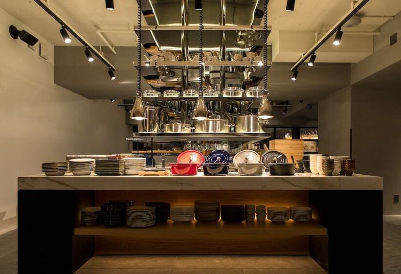 בית מלון כפרי The Flag Shinsaibashi