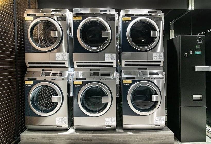 בית מלון כפרי The Flag Shinsaibashi