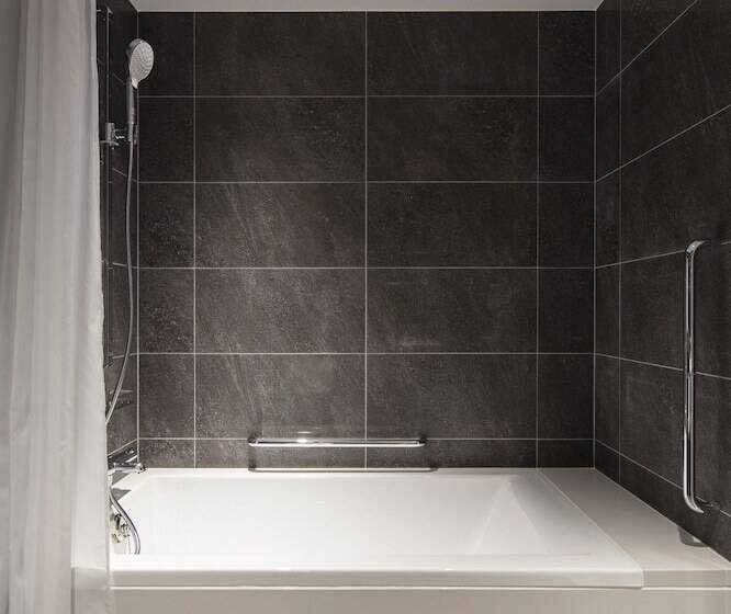 בית מלון כפרי The Flag Shinsaibashi