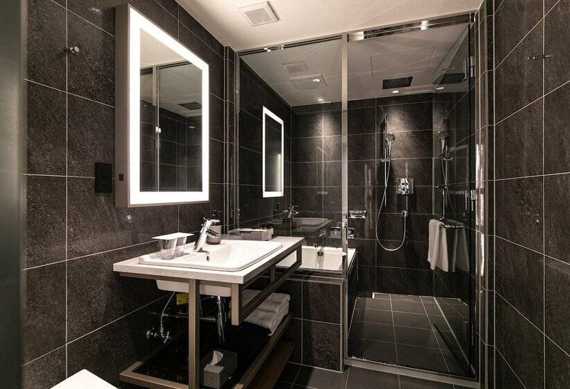 בית מלון כפרי The Flag Shinsaibashi