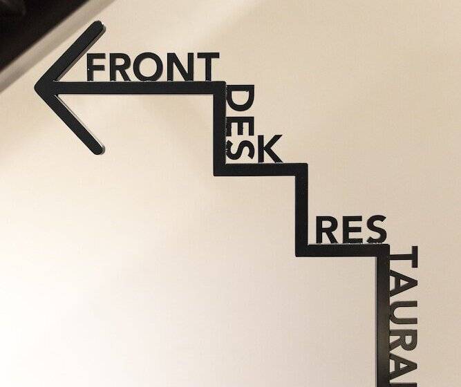 בית מלון כפרי The Flag Shinsaibashi