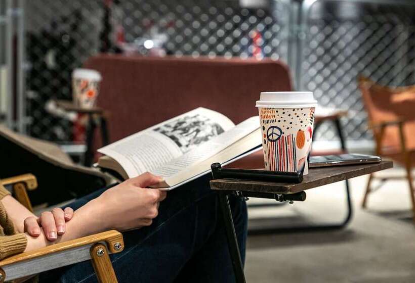 בית מלון כפרי The Flag Shinsaibashi