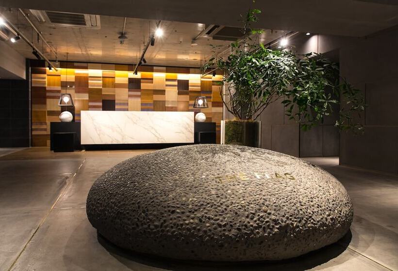 בית מלון כפרי The Flag Shinsaibashi