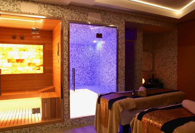 בית מלון כפרי The Hive