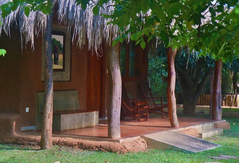 Отель The Other Corner