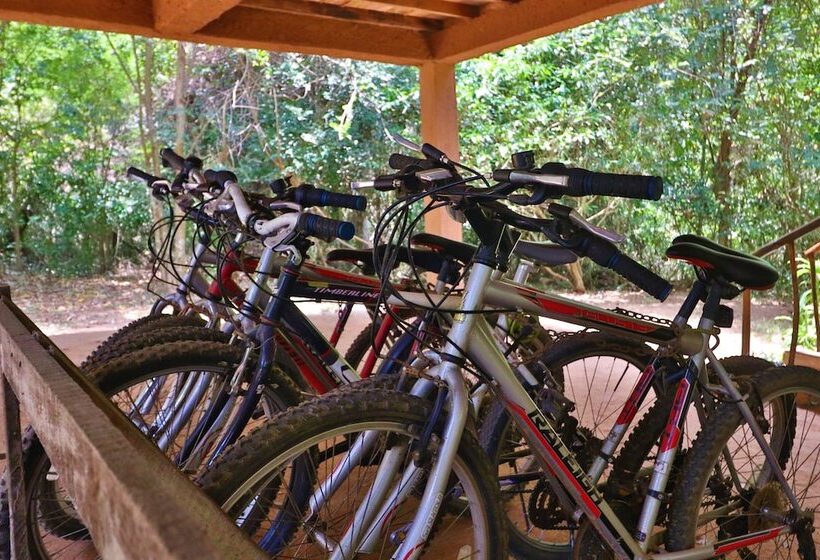 Отель The Other Corner