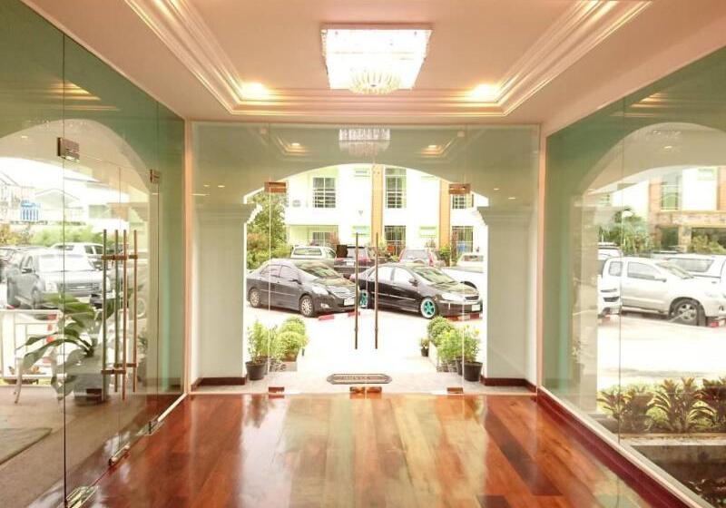 בית מלון כפרי The Royal P Boutique