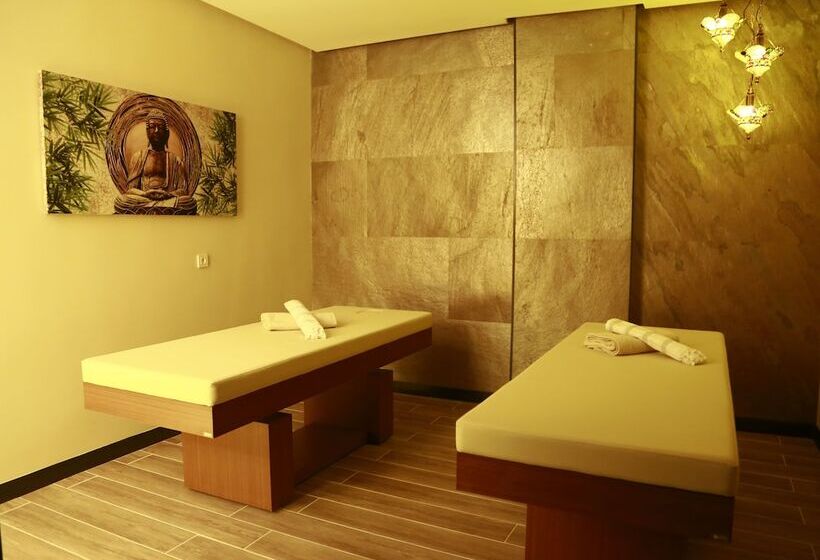 Tuzla Garden Hotel & Spa