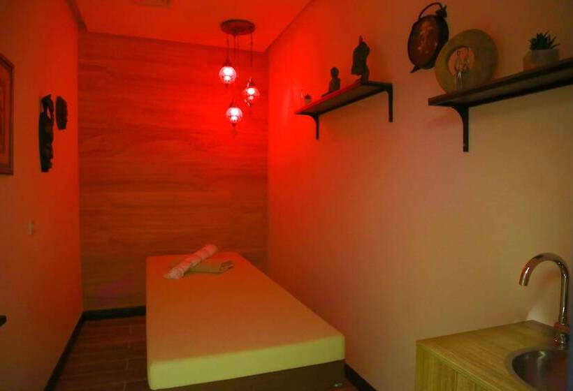 Tuzla Garden Hotel & Spa