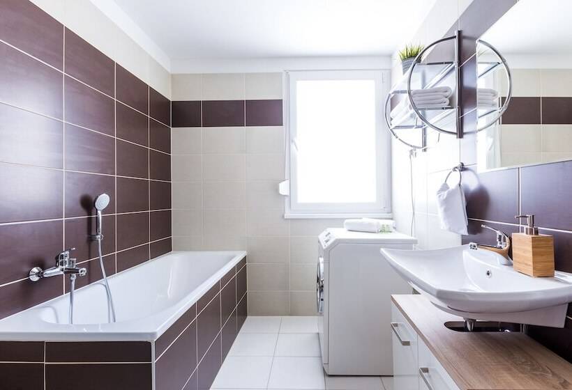 בית מלון כפרי Vagabond Corvin