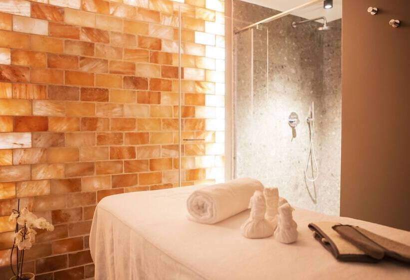 ホテル Villa Imperina