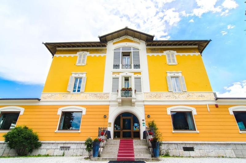 ホテル Villa Imperina