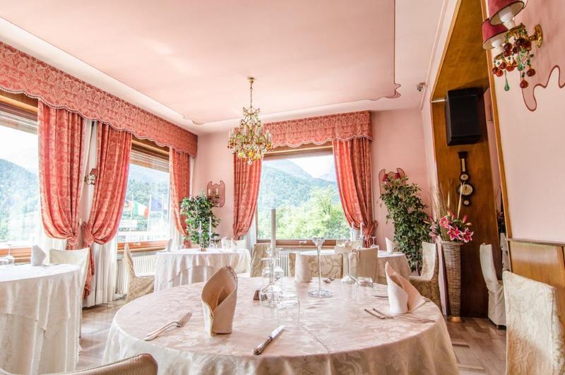 ホテル Villa Imperina