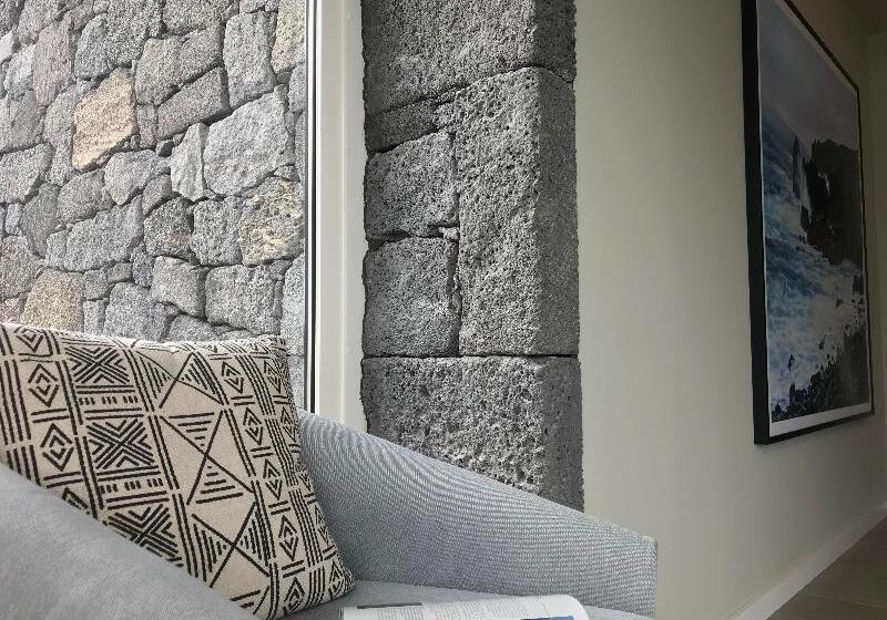 Отель Vinhas Do Calhau