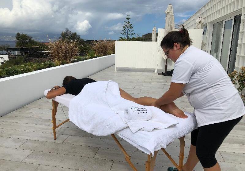 Отель Vinhas Do Calhau