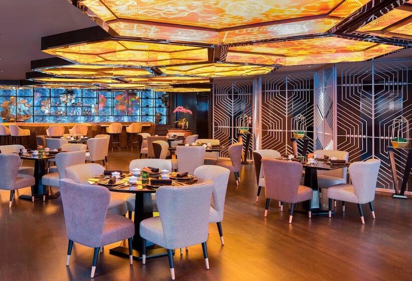 Отель W Kuala Lumpur