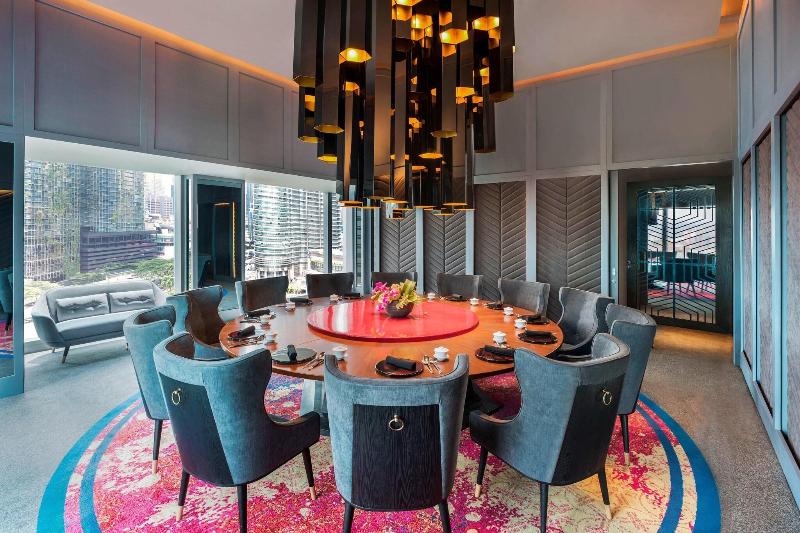 Отель W Kuala Lumpur