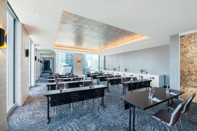 Отель W Kuala Lumpur