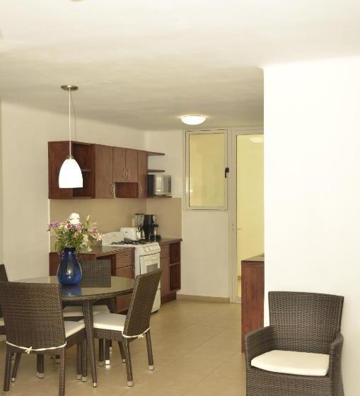 酒店 Zenharmony Suites