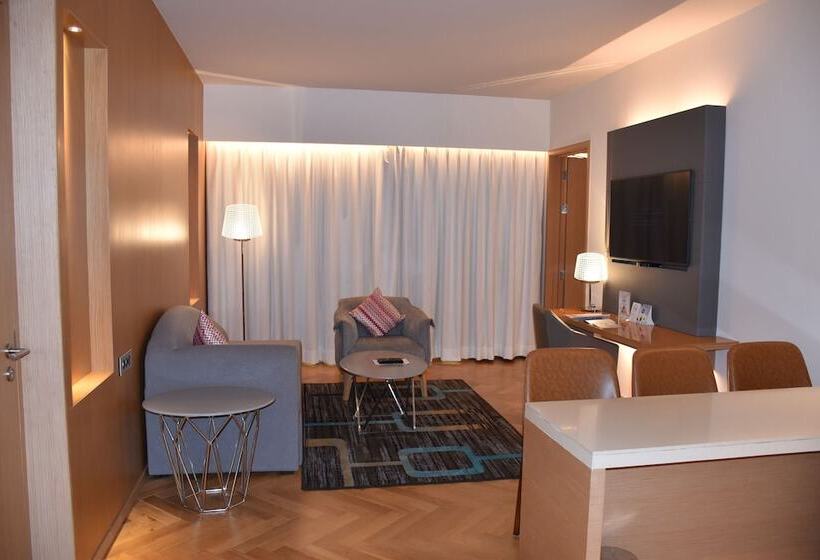 Novotel Vijayawada Varun