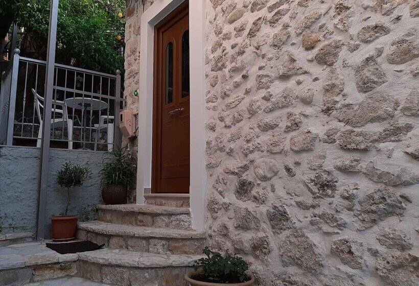 Paraskevi's Luxury Studios