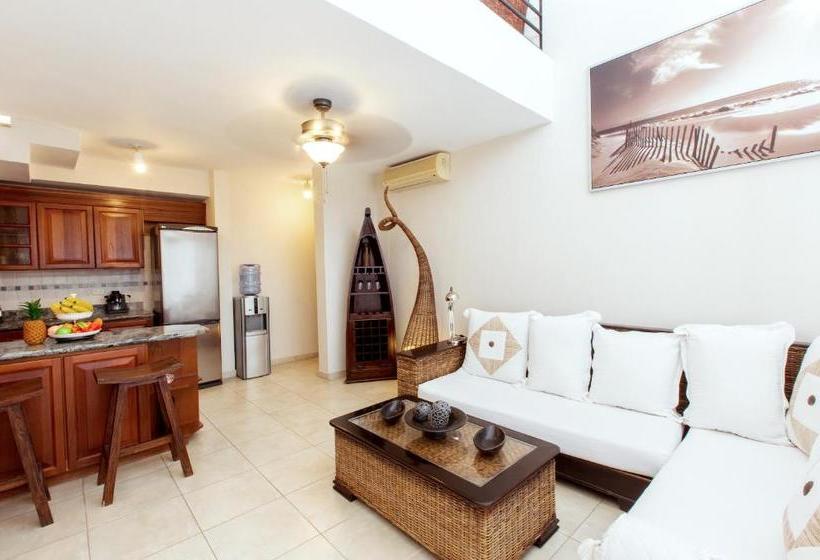 리조트 Aventura Deluxe Beach Club & Spa