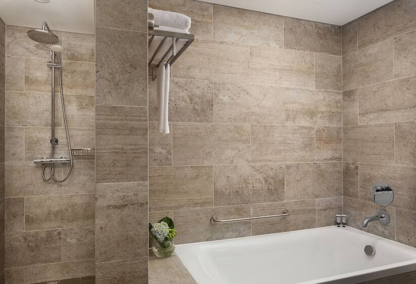 Somerset Norodom Phnom Penh