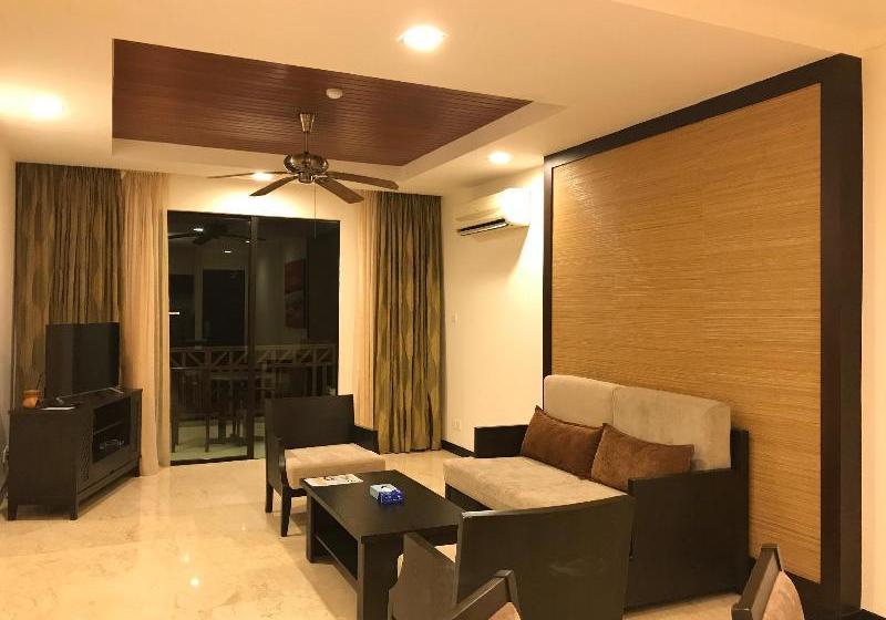 Sunset Seaview Beach Villas & Spa Suites At Nexus Karambunai