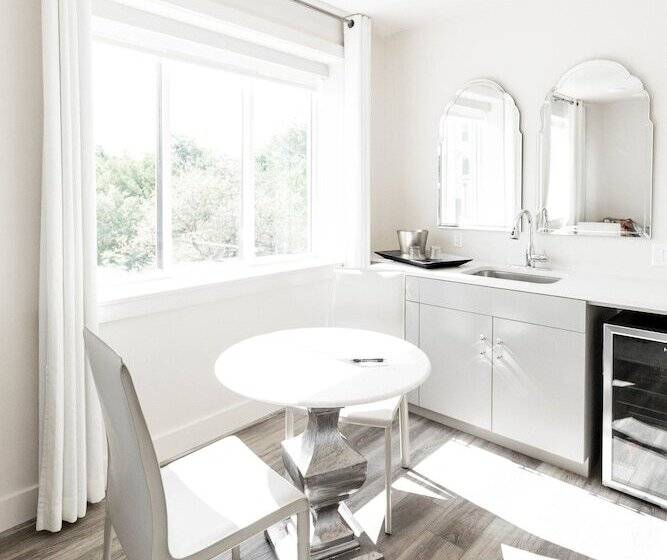 The Bishop Arts Hotel By Qresorts