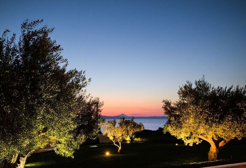 Villa D Oro   Luxury Villas & Suites