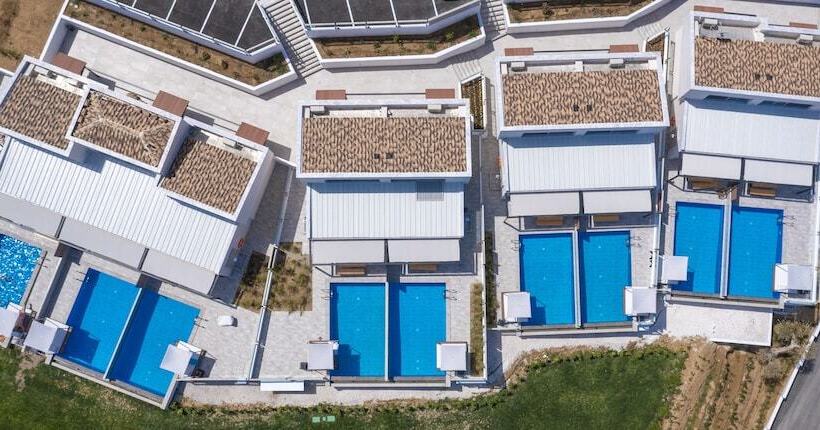 Villa D Oro   Luxury Villas & Suites