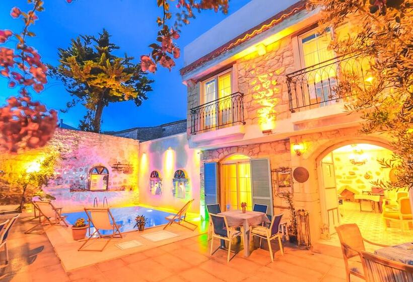 Alacati Asmalı Konak Otel