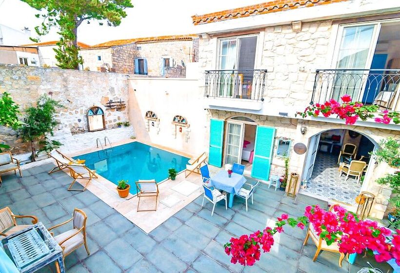 Alacati Asmalı Konak Otel