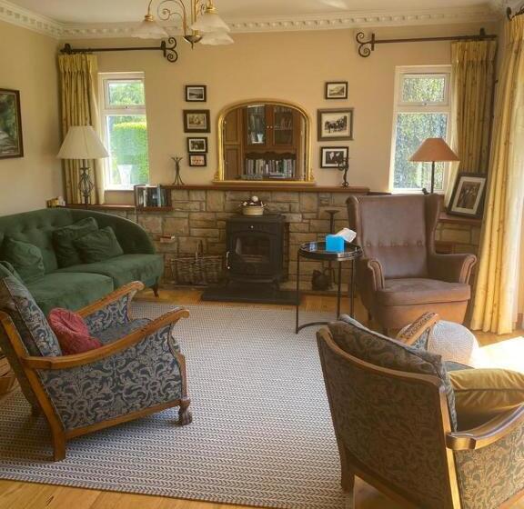 مبيت وإفطار Applecroft House