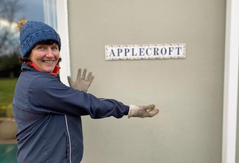 مبيت وإفطار Applecroft House