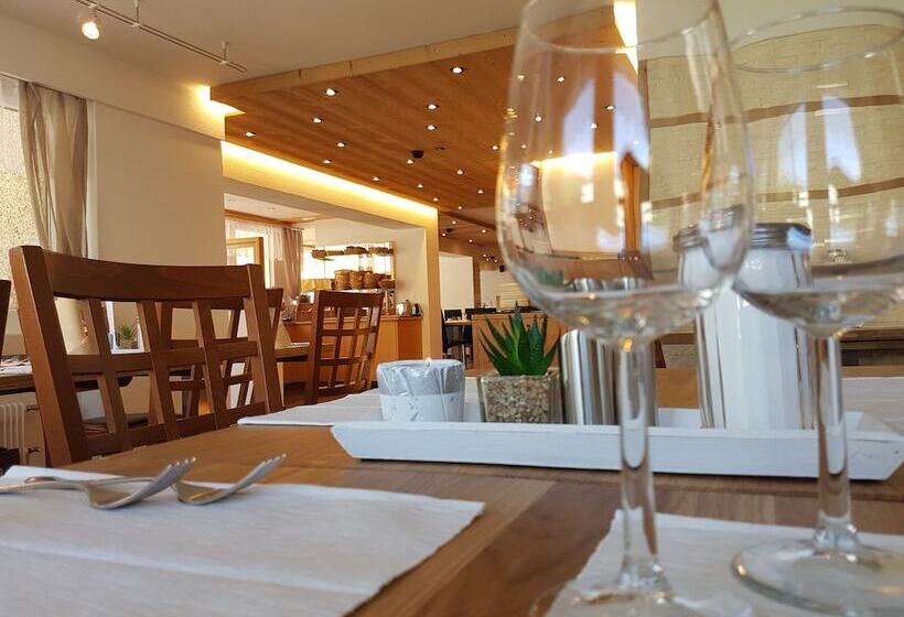 簡易ホテル Europa Annex