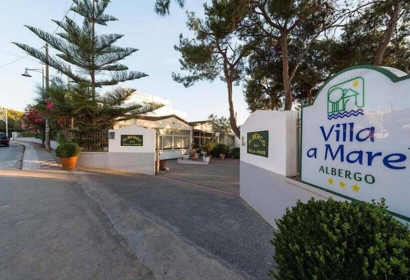 هتل Albergo Villa A Mare