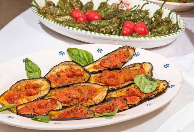 هتل Albergo Villa A Mare