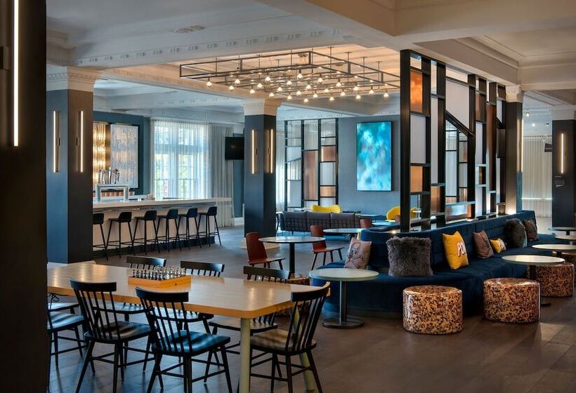 فندق Aloft Buffalo Downtown