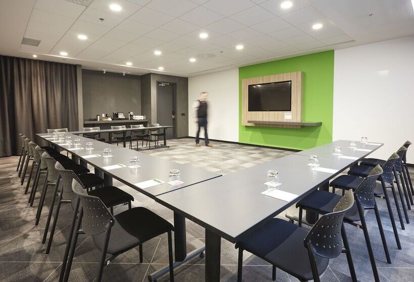 Alt Hotel Calgary East Village