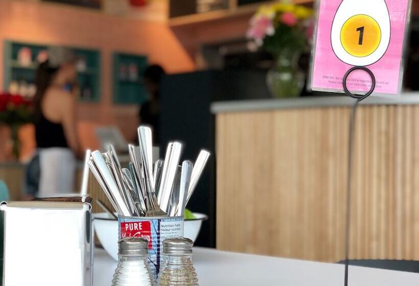 Alt Hotel Calgary East Village