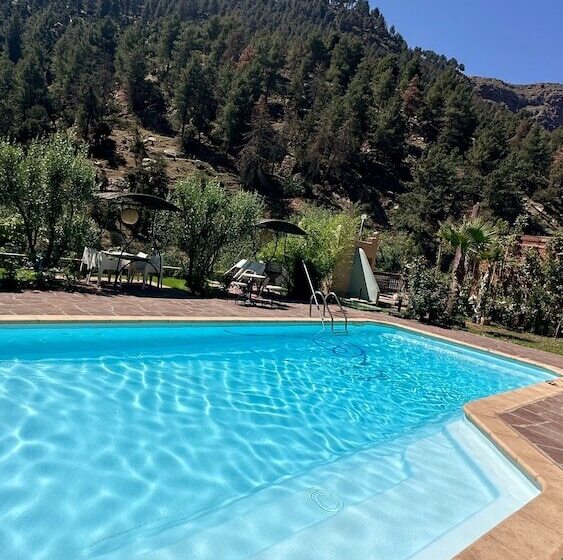 هتل Aurocher Ourika Oukaimeden