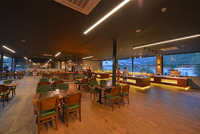 酒店 Belcekum Beach