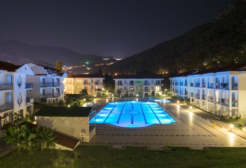 酒店 Belcekum Beach