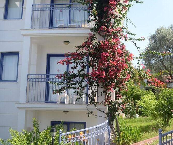 酒店 Belcekum Beach